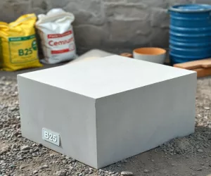 ile waży m3 betonu b25