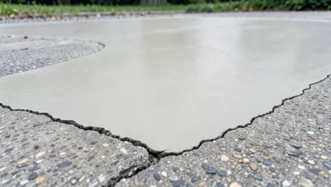 wylewka cienkowarstwowa na zewnątrz